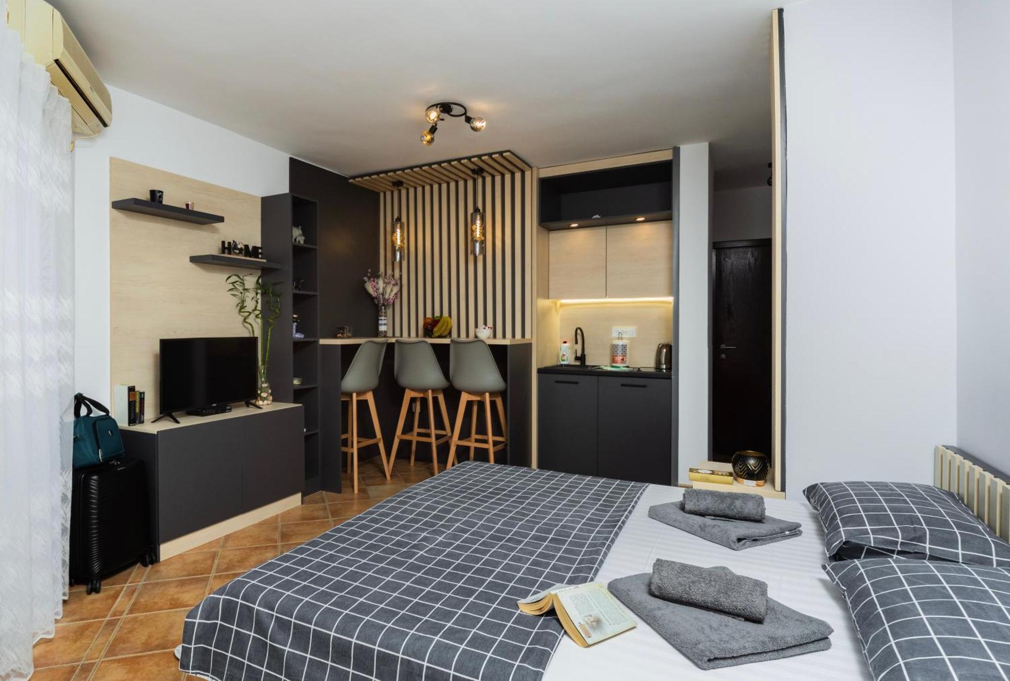 Adzic Apartments Budva Exterior photo