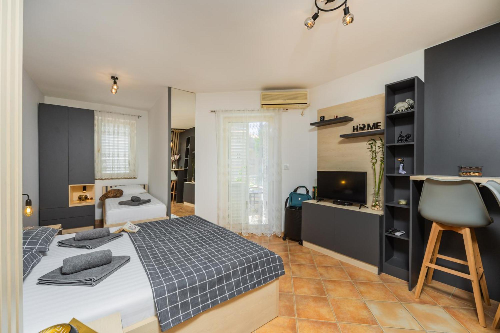 Adzic Apartments Budva Exterior photo