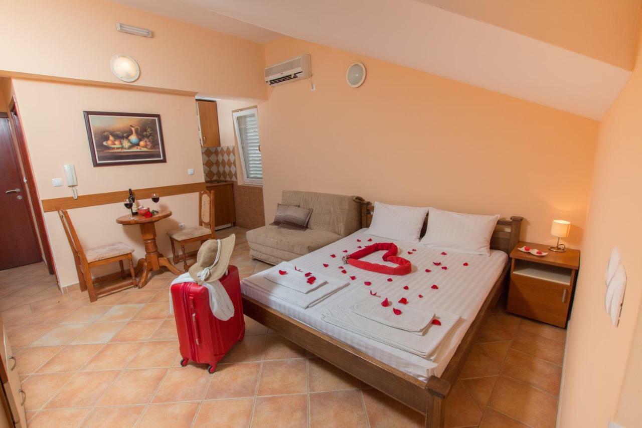Adzic Apartments Budva Exterior photo